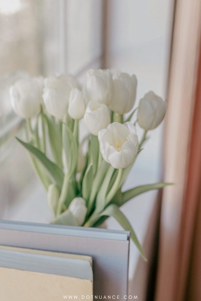 Biopholic design - scent fresh flower arrangement