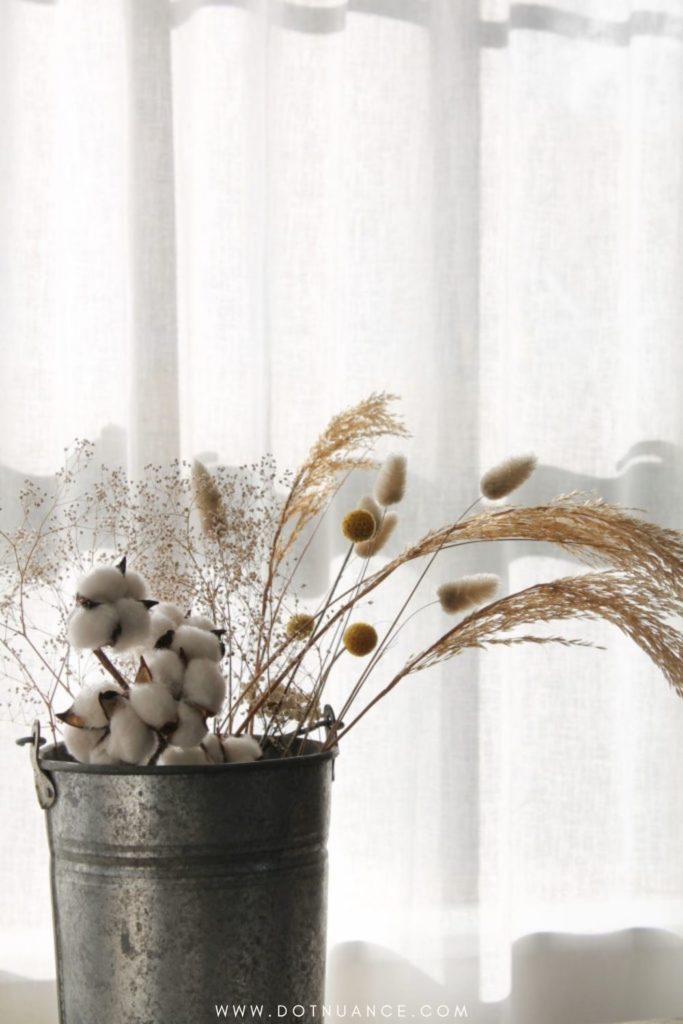 Flower arrangement ideas - dried flowers
