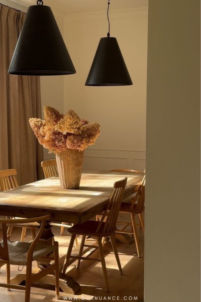 Slow living spaces - iconic pieces, wishbone chair