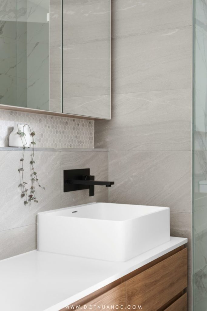 Storage ideas - mirrored cabinets