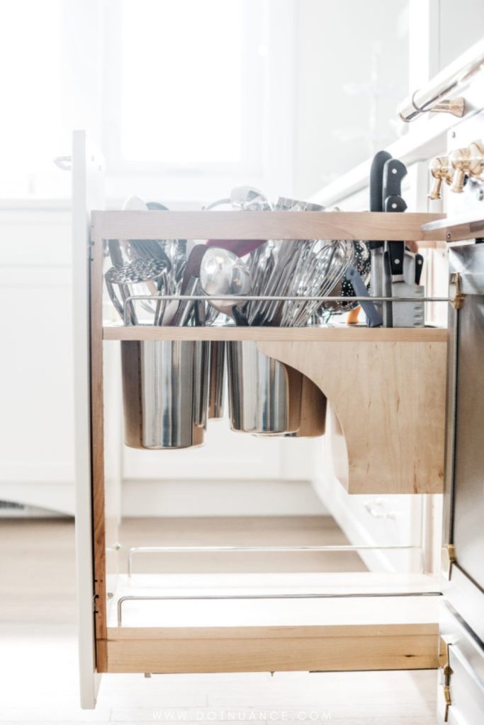 Storage ideas - pull out pantry shelves