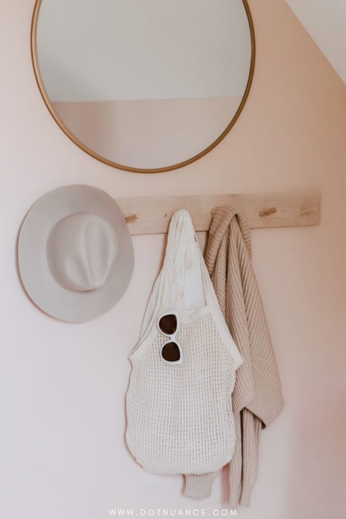 Small Entryway Ideas - mirror