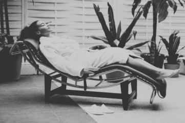 Chaise lounge chair