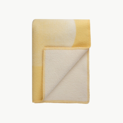 Moon throw, butter yellow 
Røros Tweed
Clara von Zweigbergk